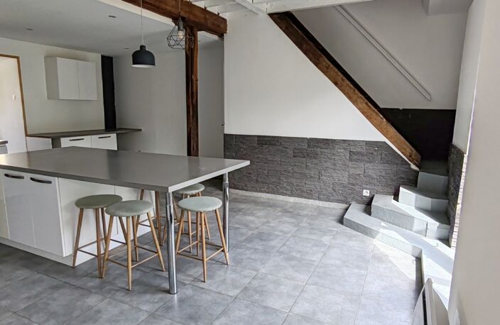 Vente Maison/villa 6 pièces — photo 2