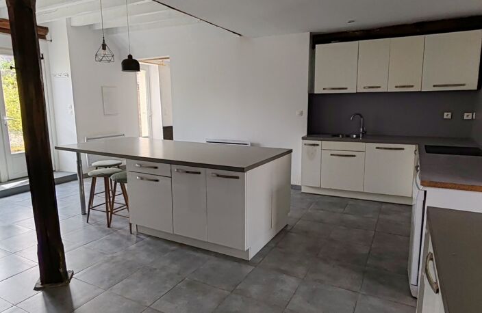Vente Maison/villa 6 pièces — photo 3