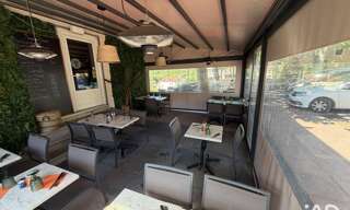 Commerce  75 m² à vendre à Sainte-Tulle (04220)