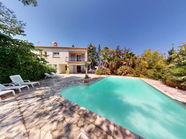 Maison  Maison familiale avec piscine — photo 1