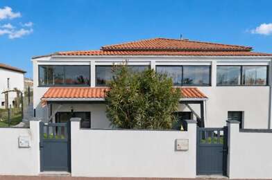 Maison 5 pièces 574750 €