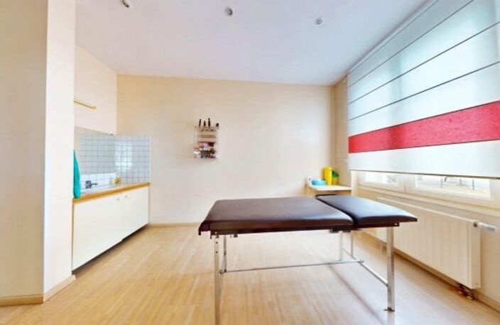 Appartement & Souplex / ancien cabinet médical — photo 3