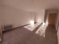 Appartement F2  neuf, terrasse et parkings — photo 2