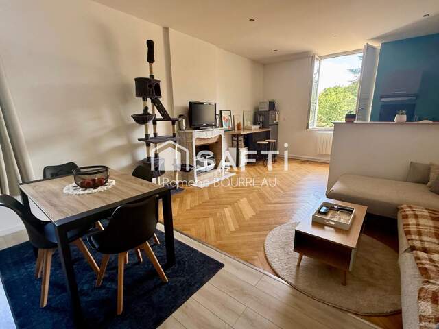 Magnifique appartement lumineux dans domaine de caractère. — photo du bien