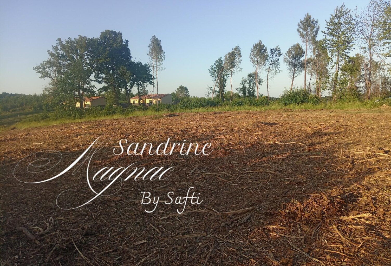 terrain constructible de 6550m² avec vue — photo 1