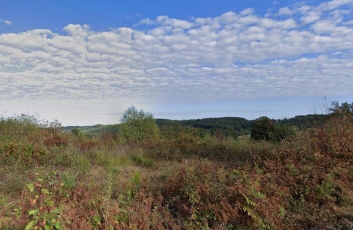 terrain constructible de 6550m² avec vue — photo 3