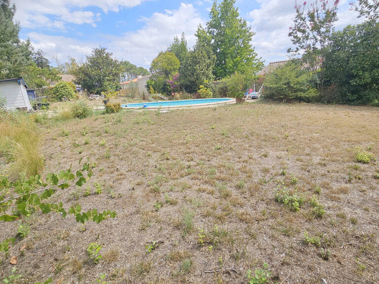 LE TAILLAN MEDOC Prés du centre ville, parcelle de terrain c — photo 1
