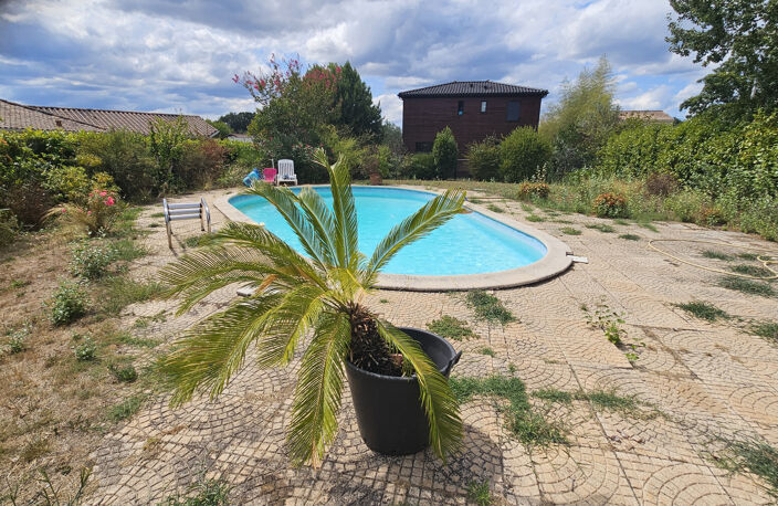 LE TAILLAN MEDOC Prés du centre ville, parcelle de terrain c — photo 2