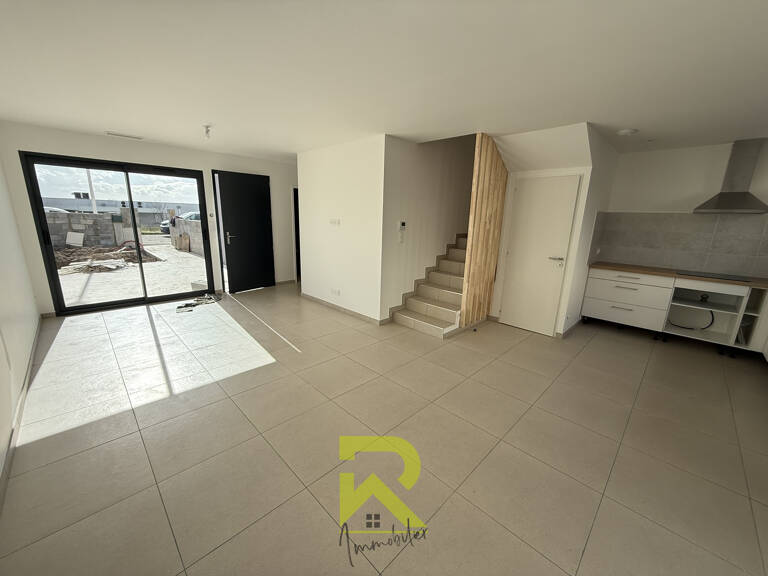 En location 1630 EUR par mois à Vias : maison de 83.89m2 — photo 1