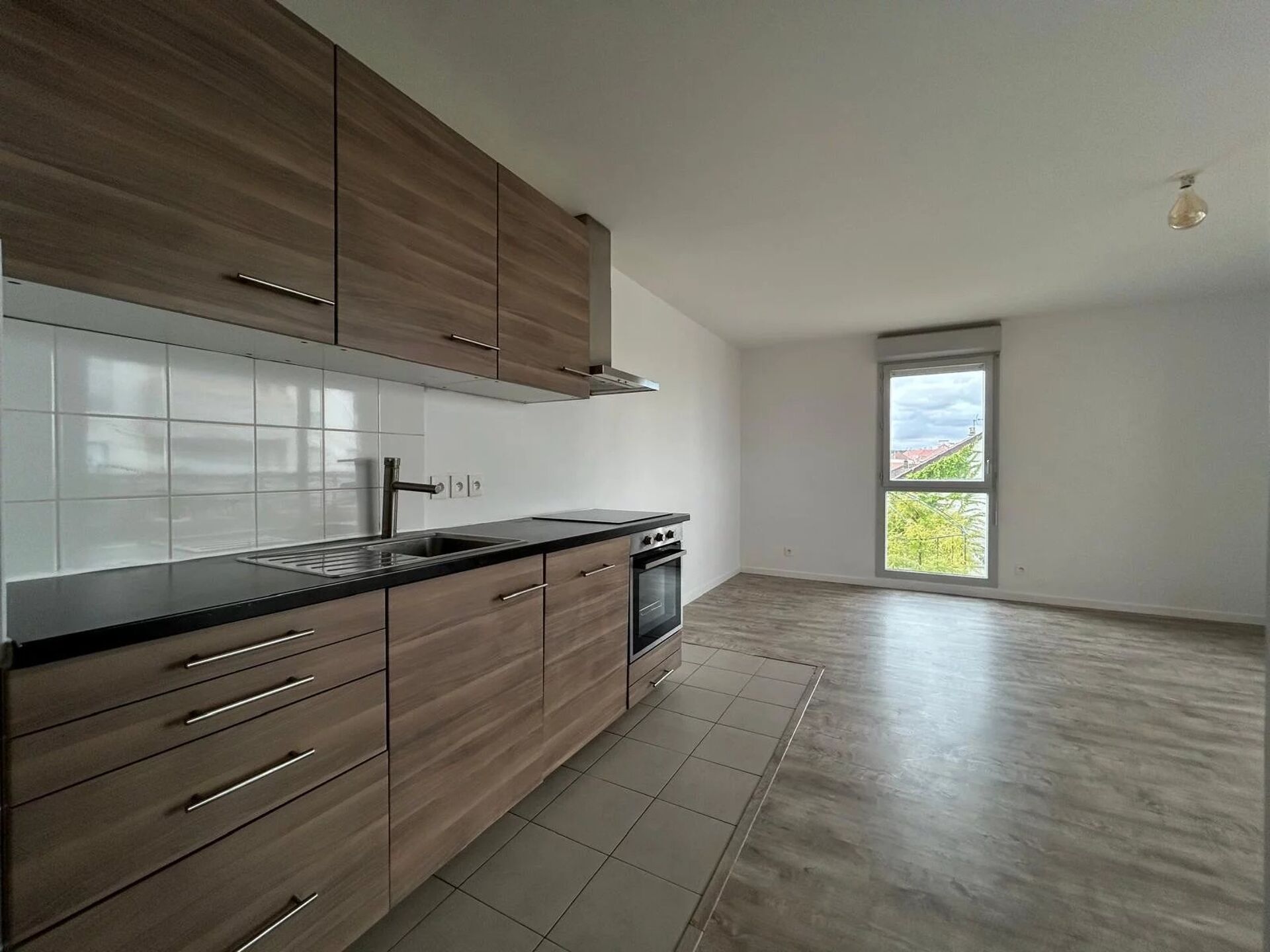 Appartement 4 pièces 73 m² · à Montlhéry · 73 m² · 1 334 €