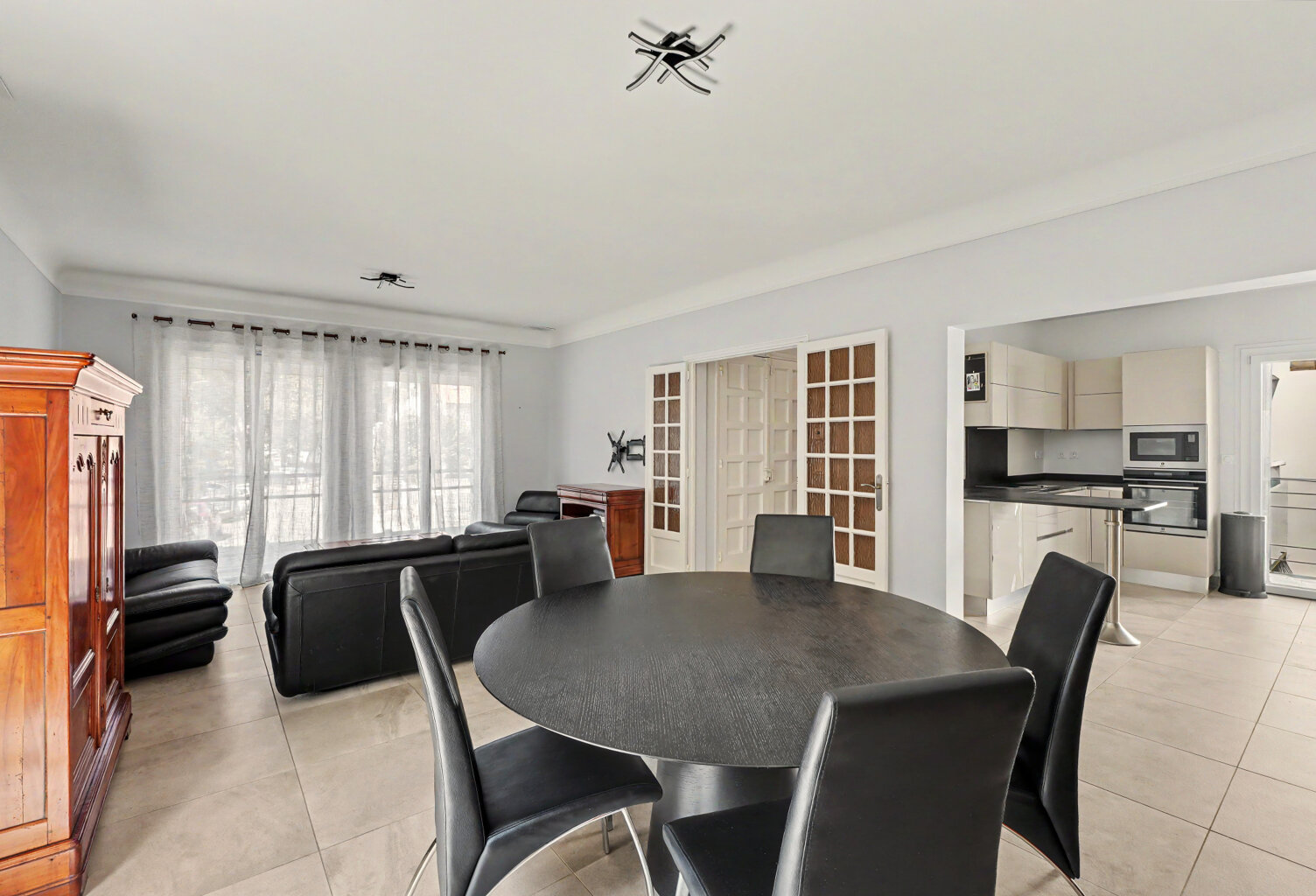 Belle maison de ville de type T8 de 200 m2 avec sous-sol com — photo 1
