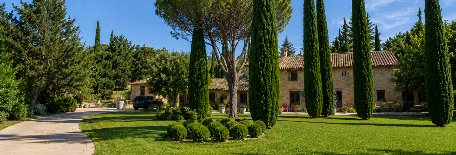 Maison 14 Pièces 495 m² à vendre à Apt (84400)