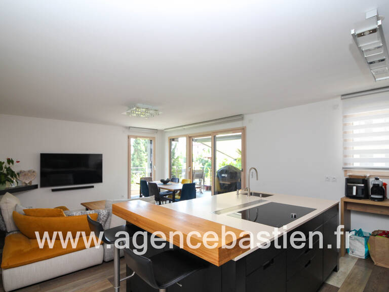 DIVONNE-LES-BAINS   Centre-ville -  Appartement T3 de 79 m2 — photo 1