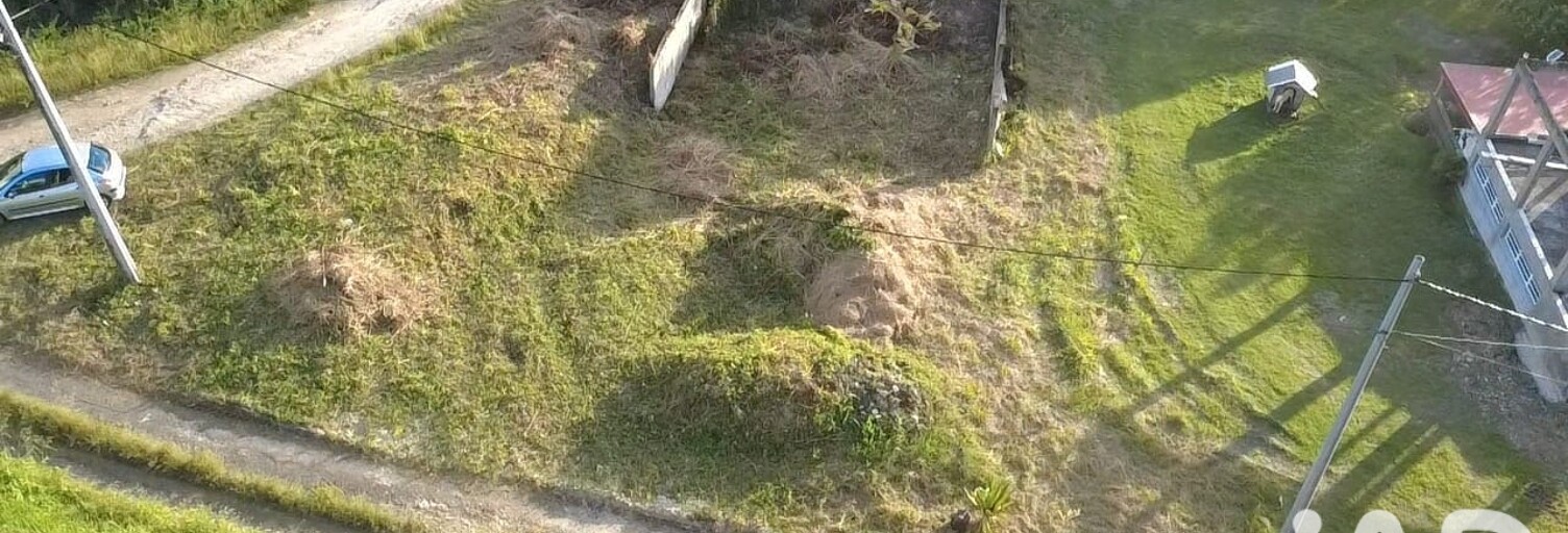 Terrain  1000 m² à vendre à Grand-Bourg (97112)