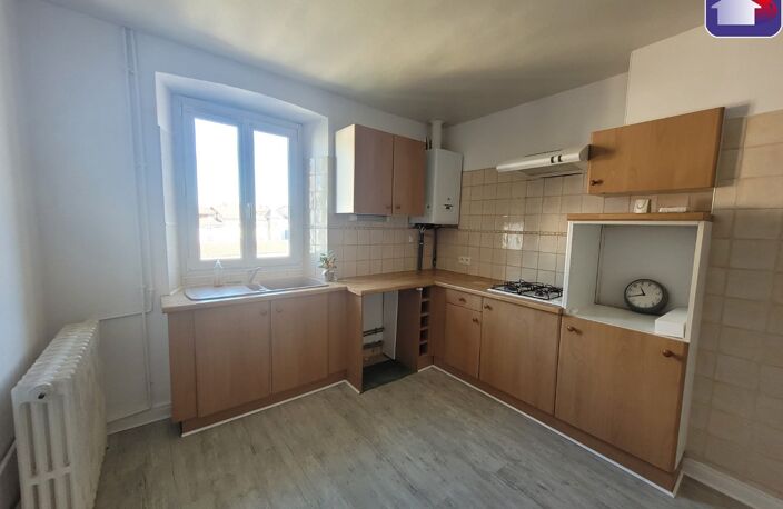 Location appartement 4 pièces 97 m² à Foix (09000) — photo 3