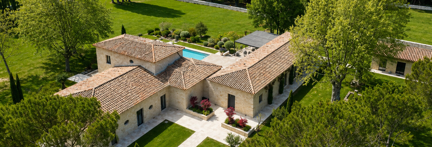 Maison 15 Pièces 520 m² à louer à Aix-en-Provence (13100)
