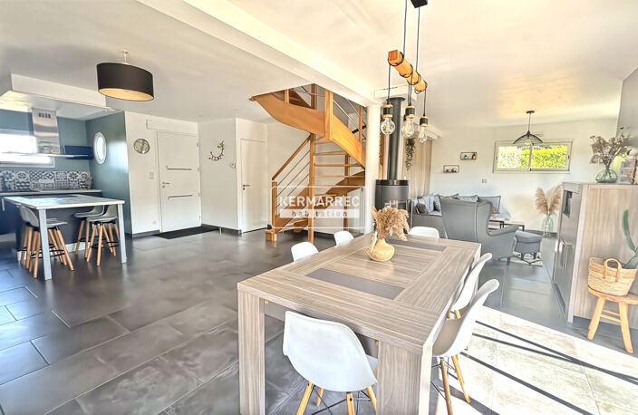 A VENDRE Maison La Chapelle Erbree 6 pièce(s) 124 m2 - 277 000  HAI — photo 3