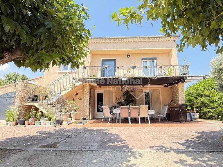 Maison - Spacieuse - Proximité commerces — photo 1