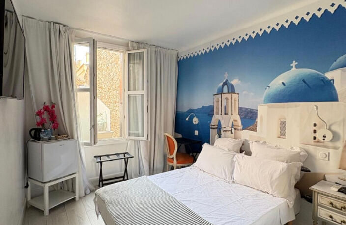 Appartement de caractère proche centre ville vue dégagée  sur quai à Sète 6 pièces 227 m2 — photo 5