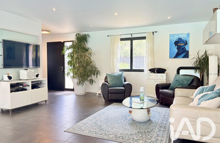 Vente Maison/villa 5 pièces — photo 2