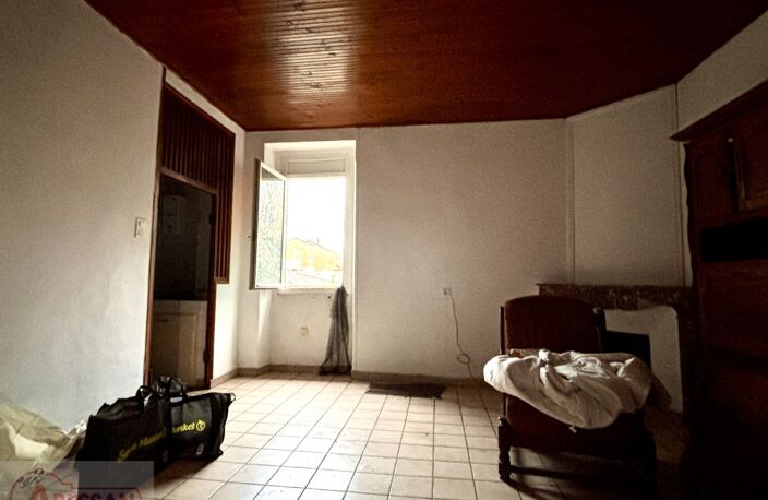 Immeuble à rénover — photo 3