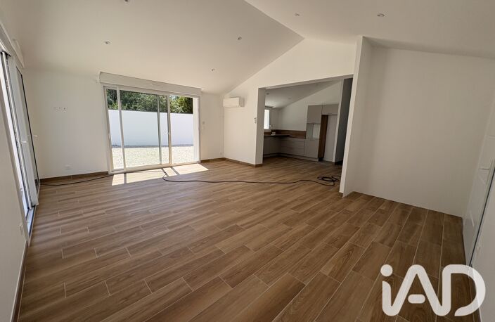 Vente Maison/villa 4 pièces — photo 2