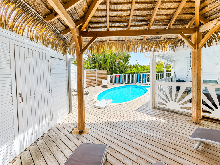 Bungalow 2 chambres dans jardin tropical. — photo 1