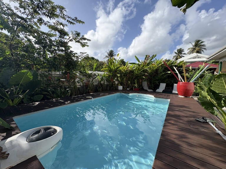 VILLA T4 AVE PISCINE LA JAILLE — photo 1
