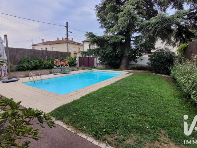 Vente Maison/villa 8 pièces — photo du bien