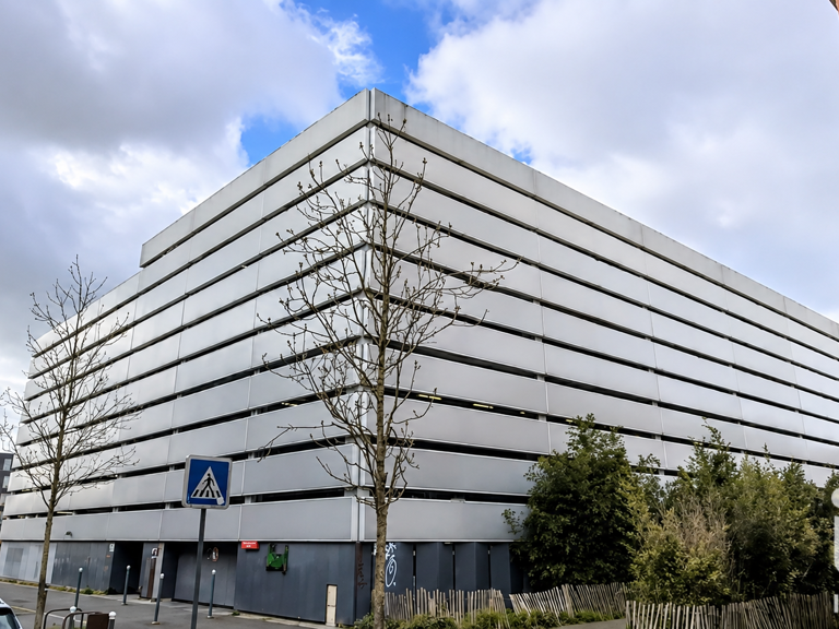 Vente Parking 72 m&sup2; — photo 1