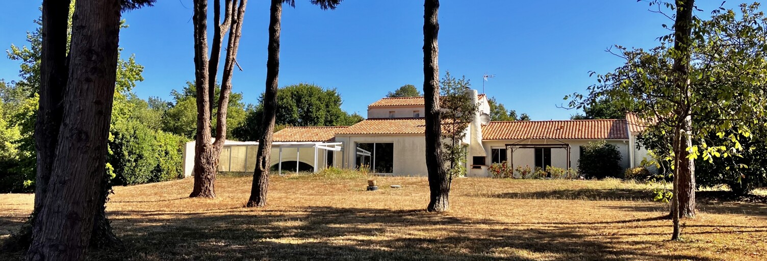 Maison 11 Pièces 276 m² à vendre à Mareuil-sur-Lay-Dissais (85320)