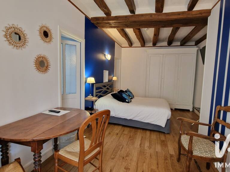 Vente Maison/villa 30 pièces — photo 1
