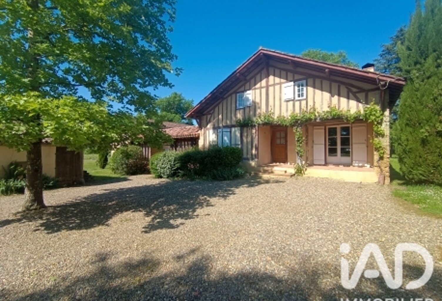 Vente Maison/villa 10 pièces — photo 1