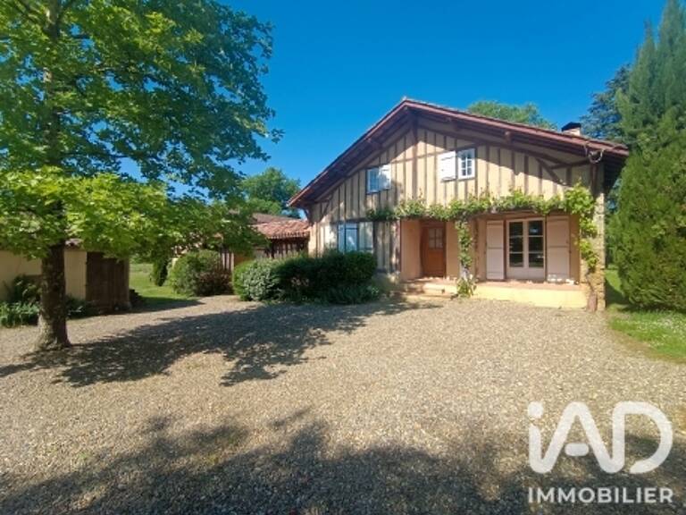 Vente Maison/villa 10 pièces — photo 1
