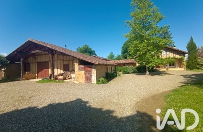 Vente Maison/villa 10 pièces — photo 2