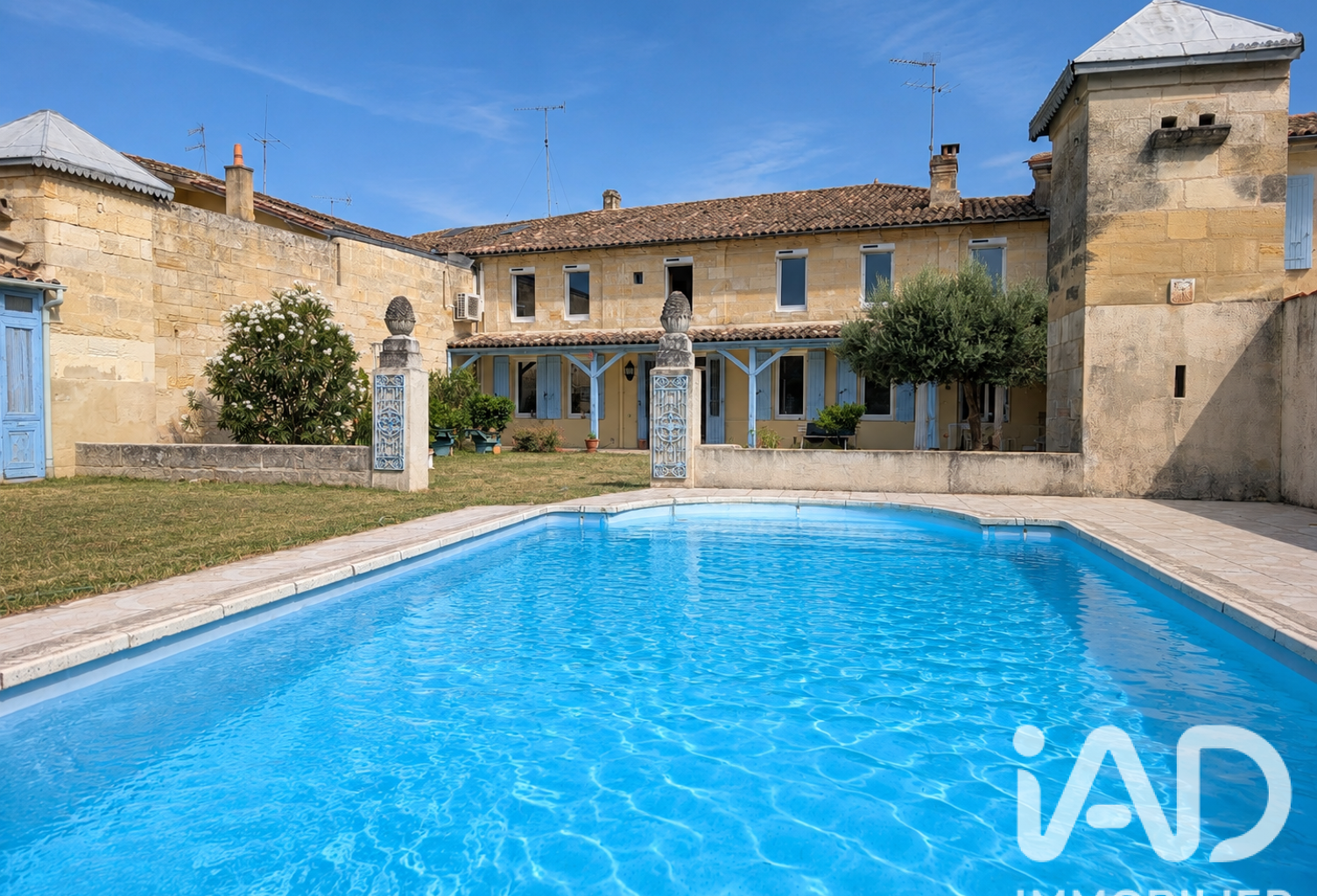 Vente Maison de ville 8 pièces — photo 1