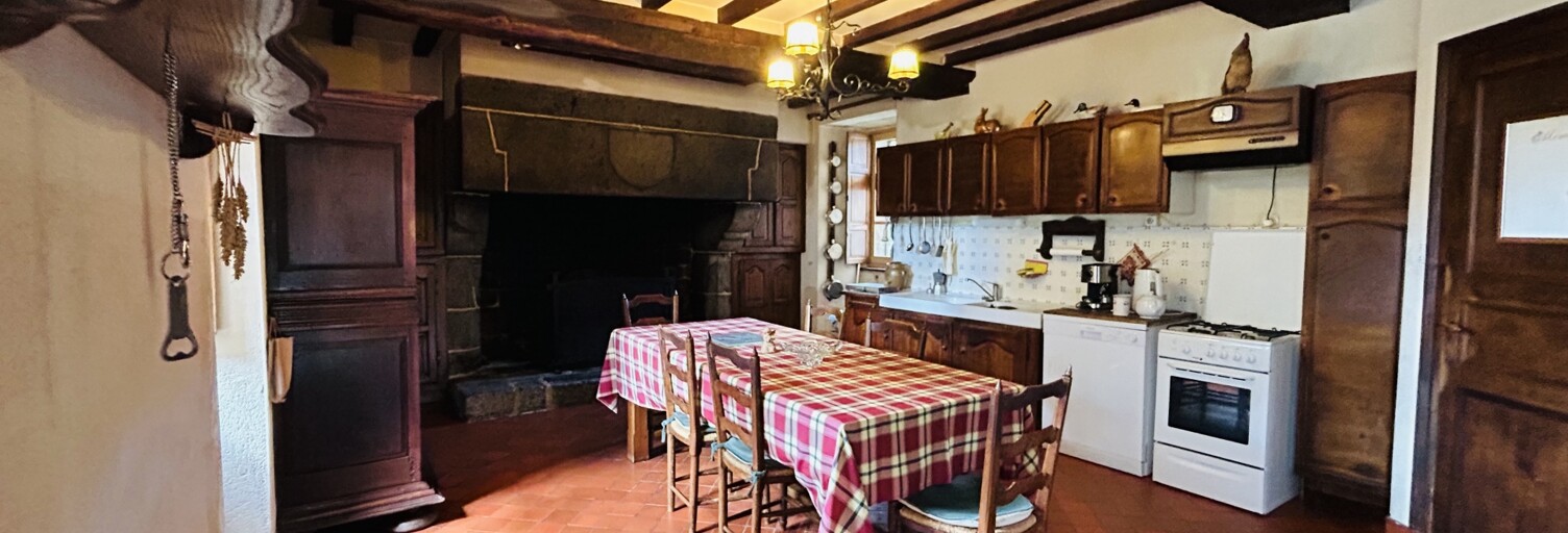 Maison 10 Pièces 340 m² à vendre à Ducey-les-Chéris (50220)