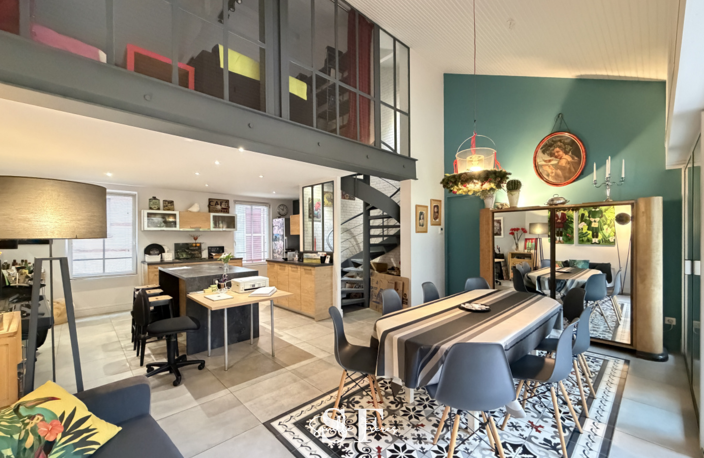 AGEN CENTRE - DEUX APPARTEMENTS DE STANDING DONT UN AVEC TERRASSE - GARAGE ET ASCENSEUR — photo 2