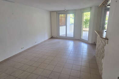 Appartement 4 pièces 970 €