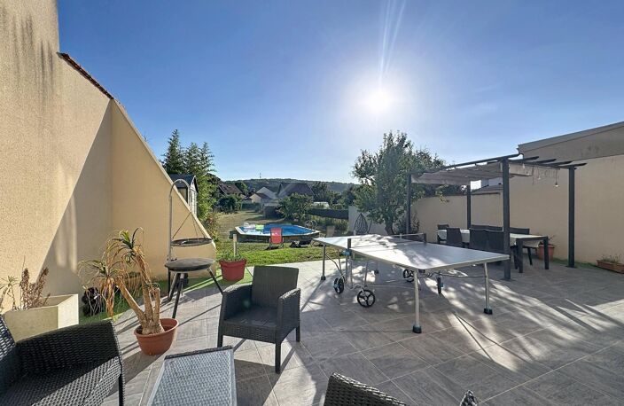 Maison familiale avec piscine chauffée, 4 chambres - très bon confort énergétique — photo 3