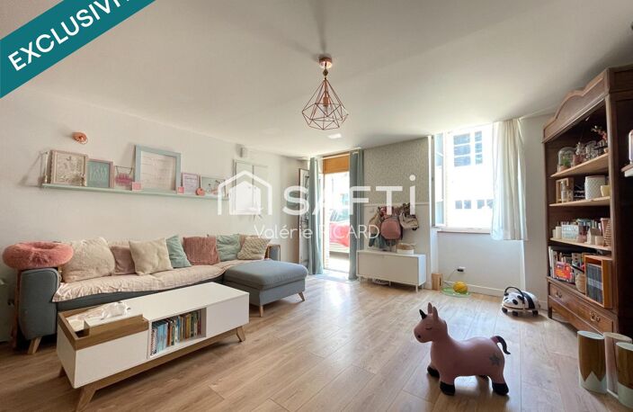Maison rénovée avec terrasse au cœur de Réalville — photo 2