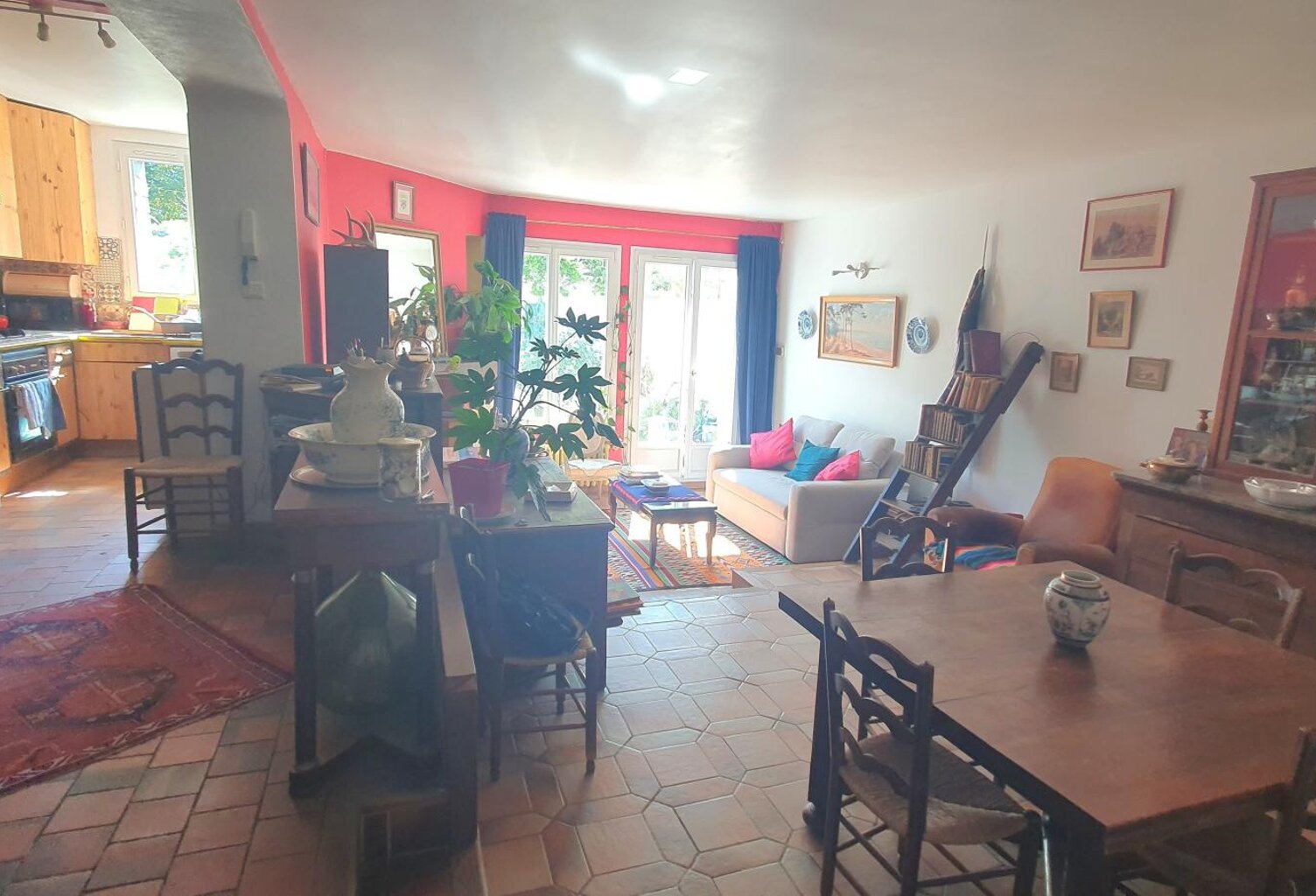 CHARMANTE MAISON CONFORTABLE - 4 CHAMBRES — photo 1