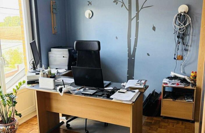 jolie maison d'habitation entièrement rénové avec un magnifique jardin — photo 5