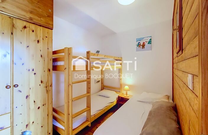 T2 + cabine, au pied des pistes et des commerces, exposé sud-ouest — photo 3