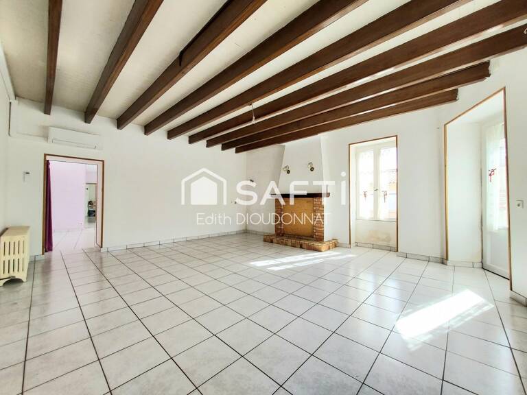 Maison de bourg, volumes et potentiel — photo 1