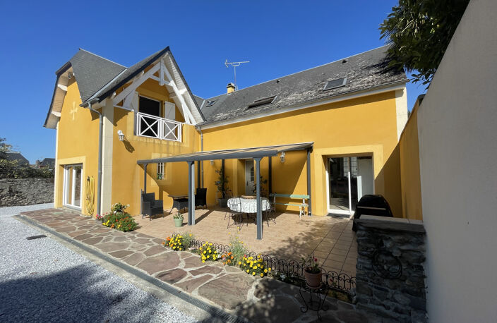 MAISON DE CARACTÈRE FAMILIALE PROCHE DE LOURDES — photo 2