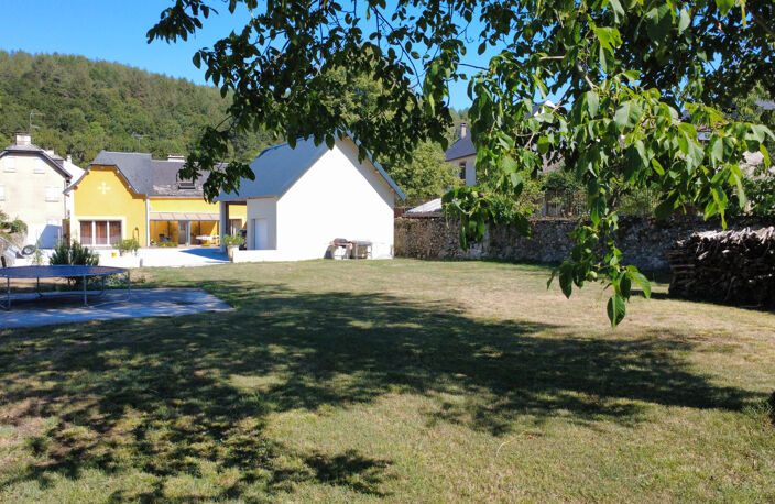 MAISON DE CARACTÈRE FAMILIALE PROCHE DE LOURDES — photo 4