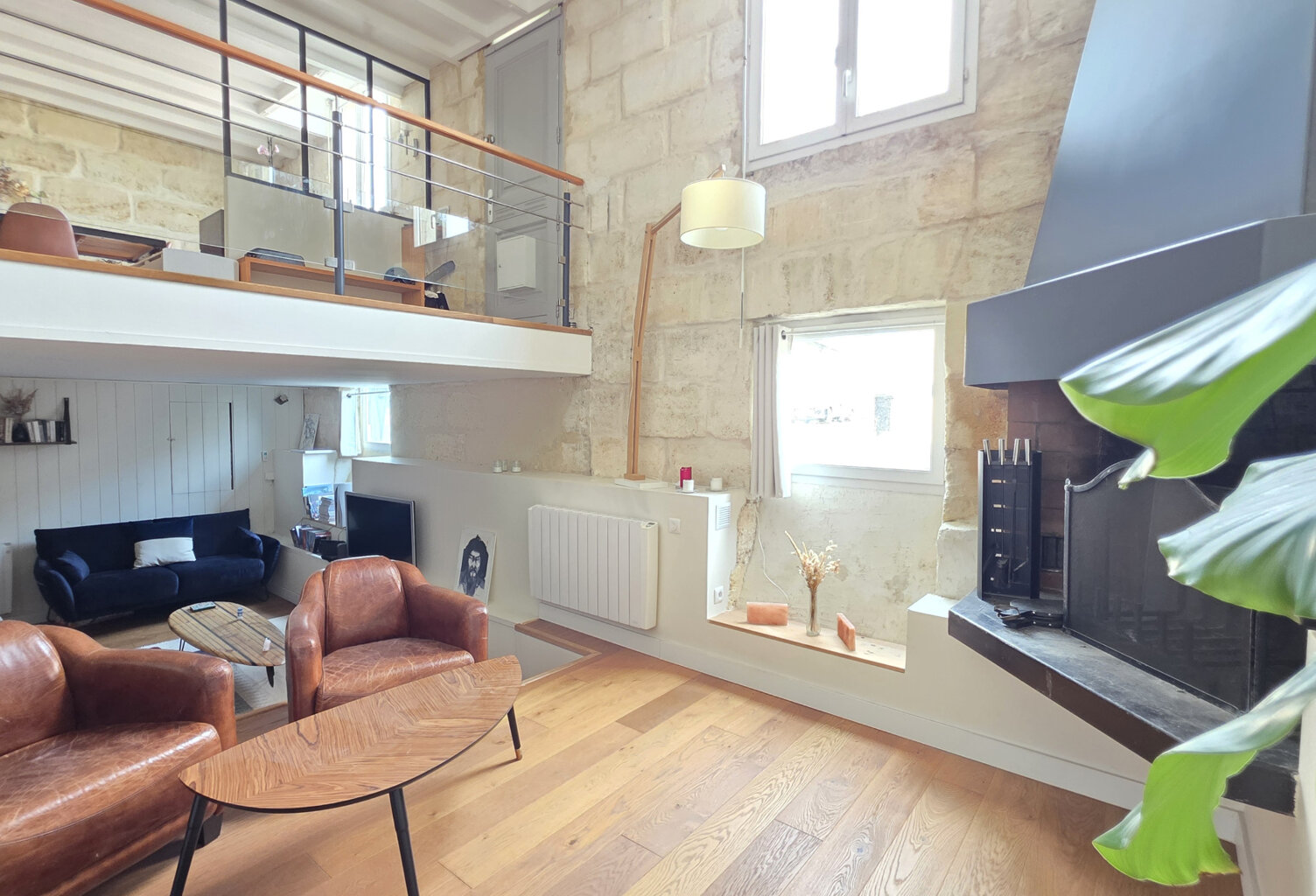 SUPERBE ECHOPPE DOUBLE FAMILIALE  BORDEAUX SAINT AUGUSTIN — photo 1