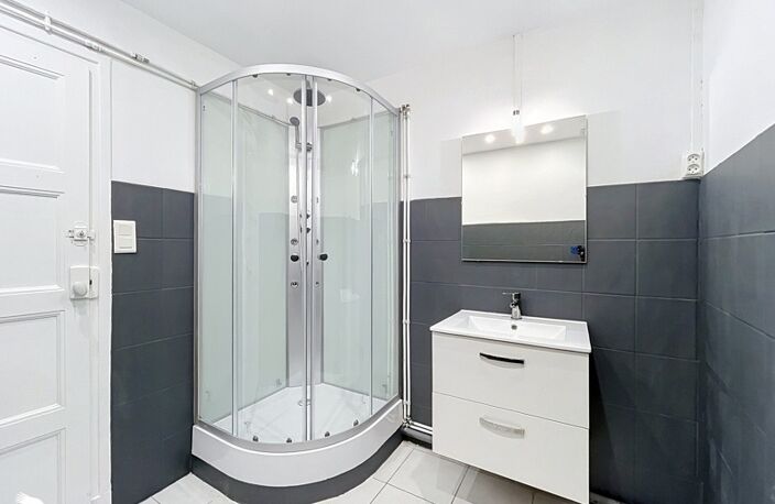 Vente immeuble   Néris-les-Bains (03310) — photo 3