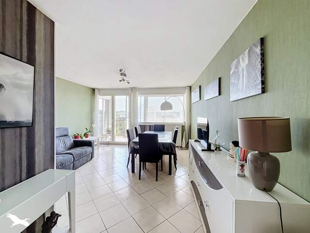 Appartement de 4 pièces principales — photo du bien